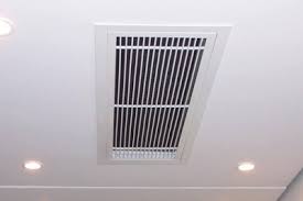 吸顶式空调漏水的原因和维修方法
